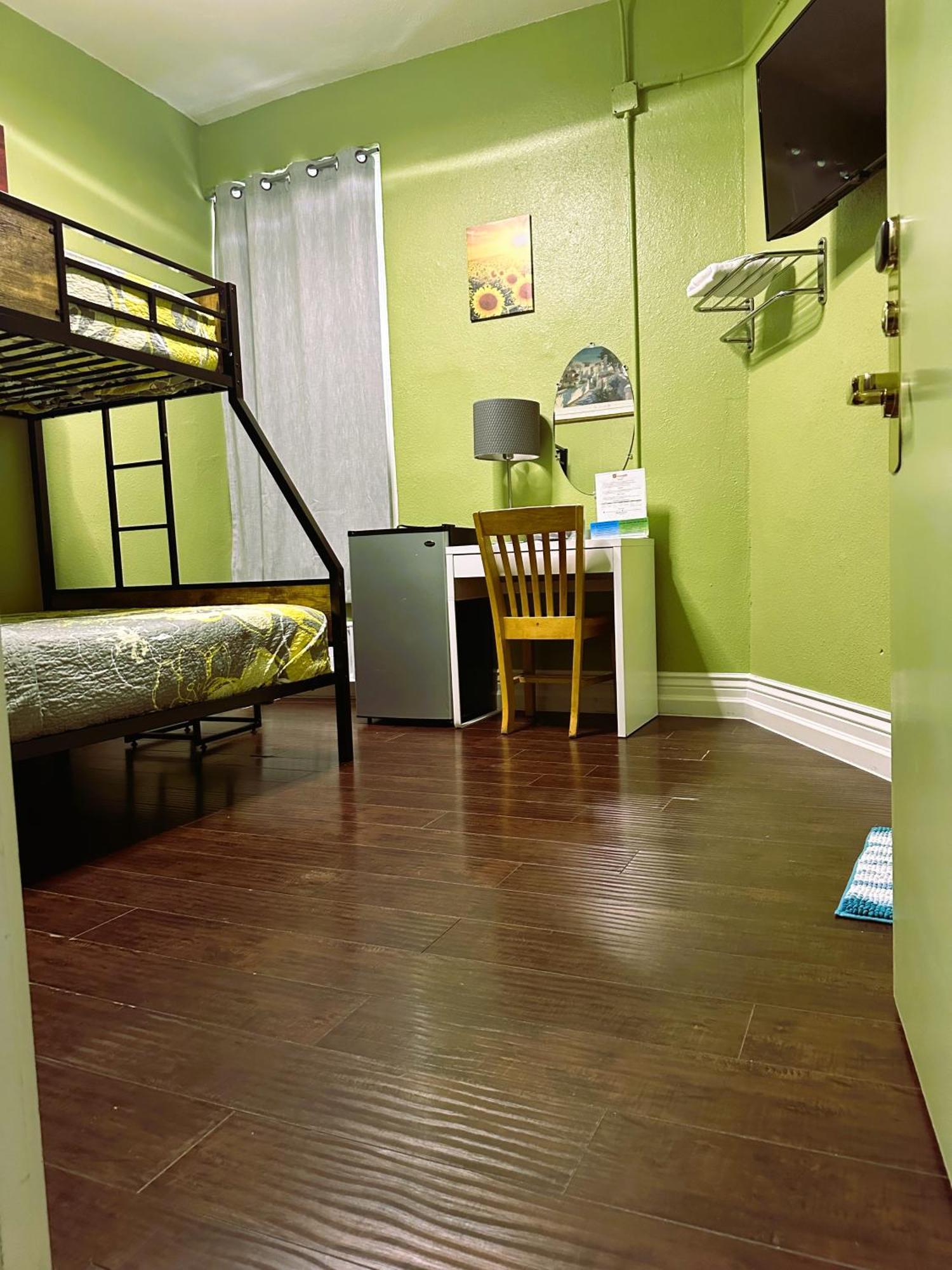 Orange Village Hostel Сан Франциско Екстериор снимка