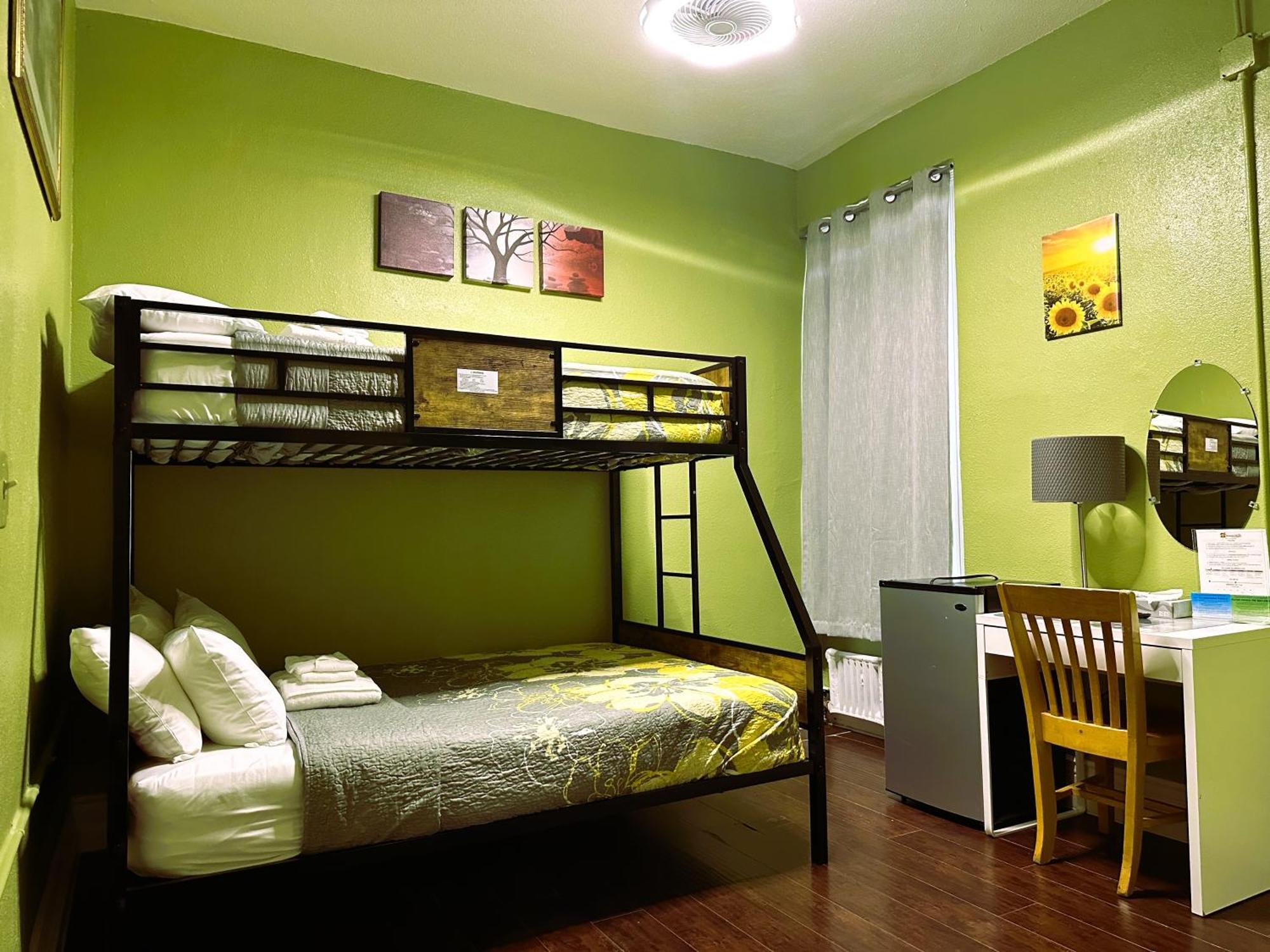 Orange Village Hostel Сан Франциско Стая снимка